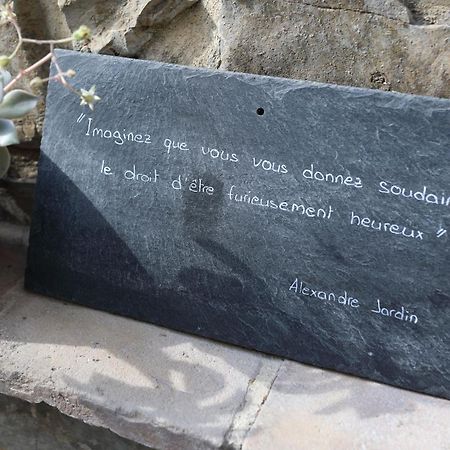 La Gourmandine Otel Courry Dış mekan fotoğraf